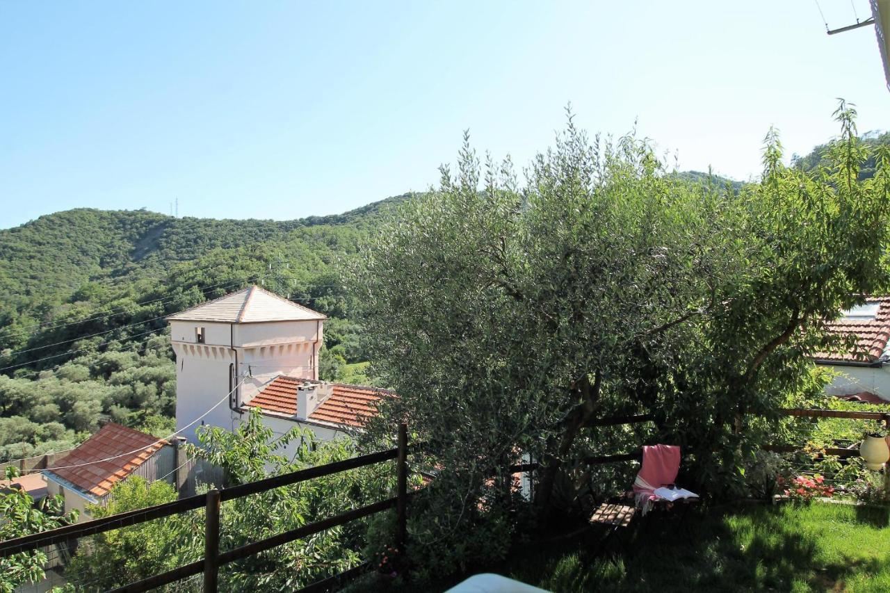 Il Rosale A Celle Ligure Bed & Breakfast Exterior photo